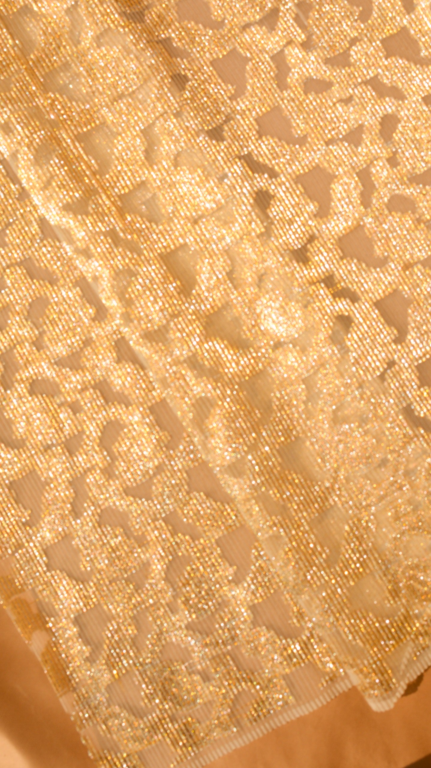 Lurex-Infused Plissé Crinkle Chiffon