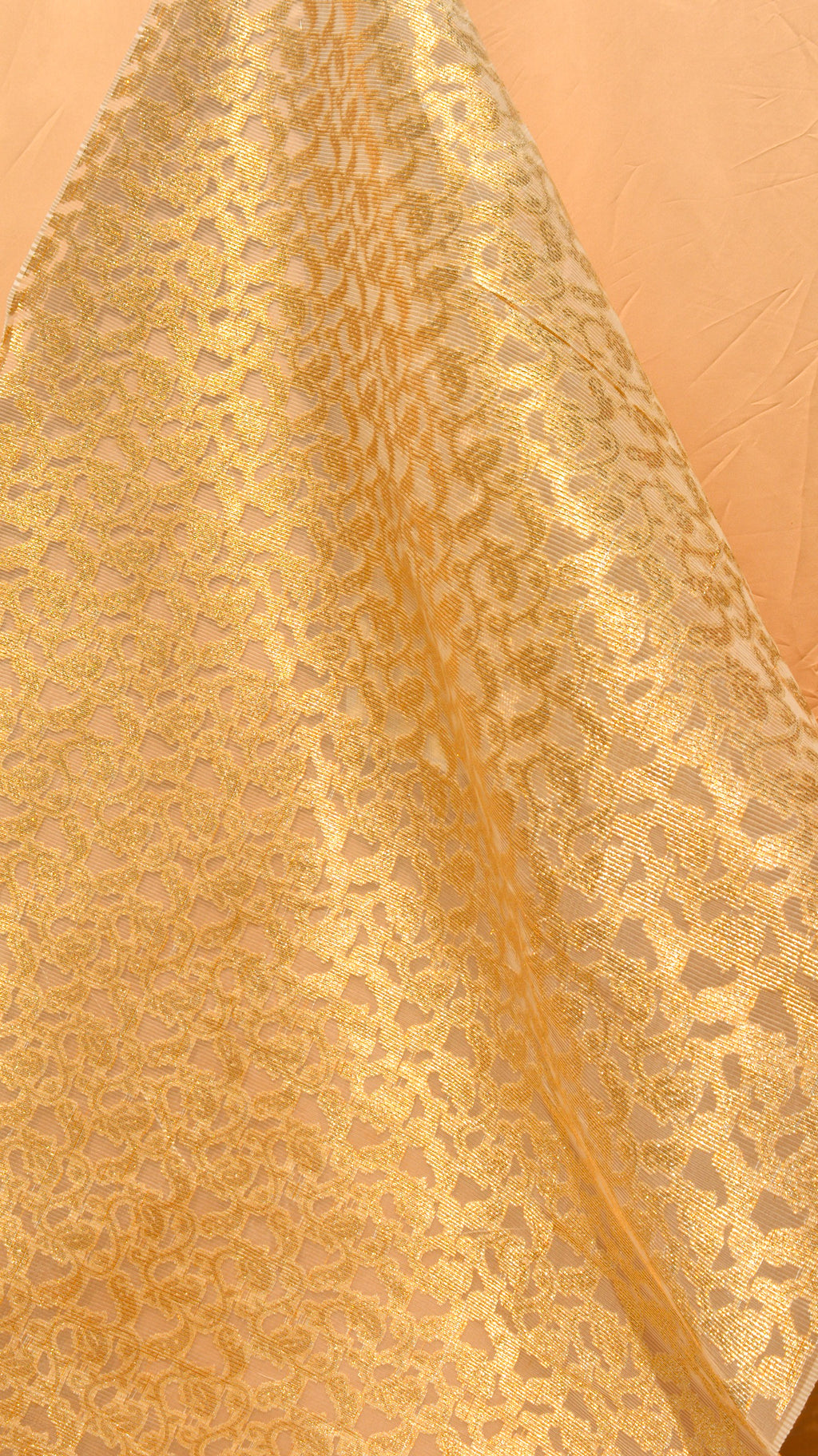 Lurex-Infused Plissé Crinkle Chiffon